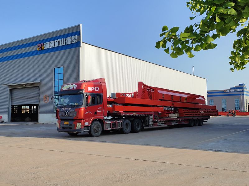 電動葫蘆門式起重機(jī) 2臺 MHxh10t—25m 外懸5/5m MHxh5t—23m 外懸4.5/4.5m 制作完成，發(fā)往青海交付客戶使用